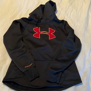 Under armour women’s sweatshirt size medium
